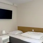 Hostel City Hostel *