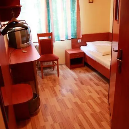 Hostel City Hostel *