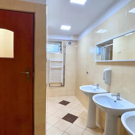 City Hostel * شتشيتسين