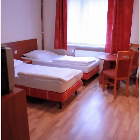 City Hostel Hostel *